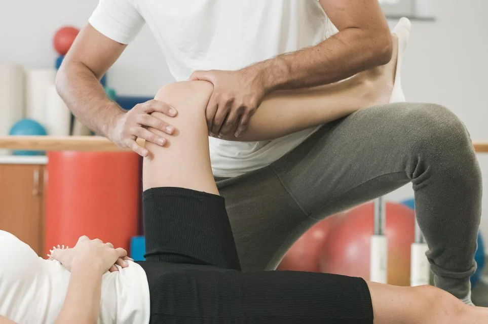 Revitalize_Physical_Therapy_Physical_Therapy_Page_Leg_Pain_Therapy.webp